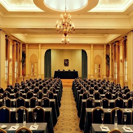 Szálloda Monteros & 5*