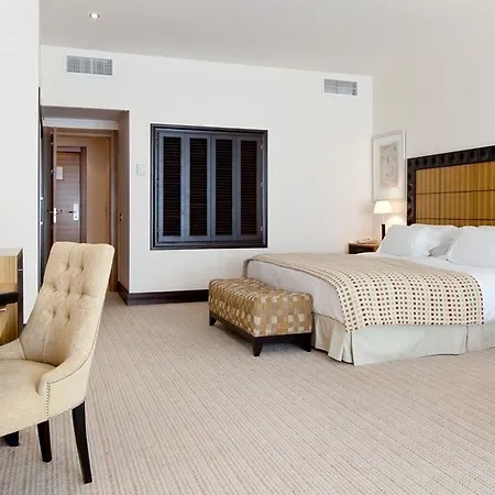 Monteros & Hotel 5*