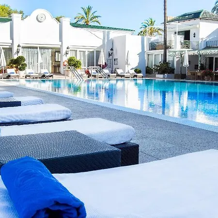 Monteros & Hotel