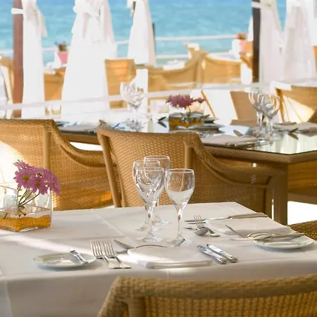Monteros & 5* Μαρμπέλλα