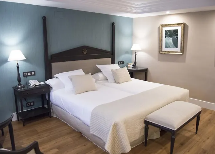 Hotel Monteros &