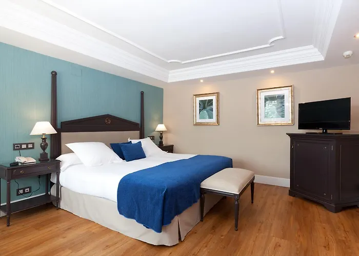 Monteros & Hotel Marbella